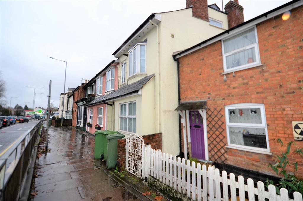 Wendover Road, Aylesbury 1 bed apartment £675 pcm (£156 pw)