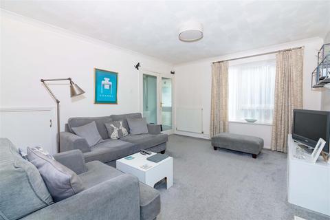 29 Coleridge Close, Goring By Sea, Worthing, BN12 6LD