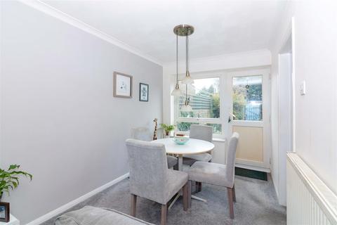 29 Coleridge Close, Goring By Sea, Worthing, BN12 6LD