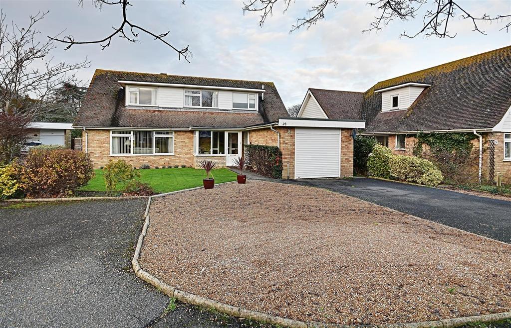 Oakleigh Road, BexhillOnSea 3 bed detached house £495,000
