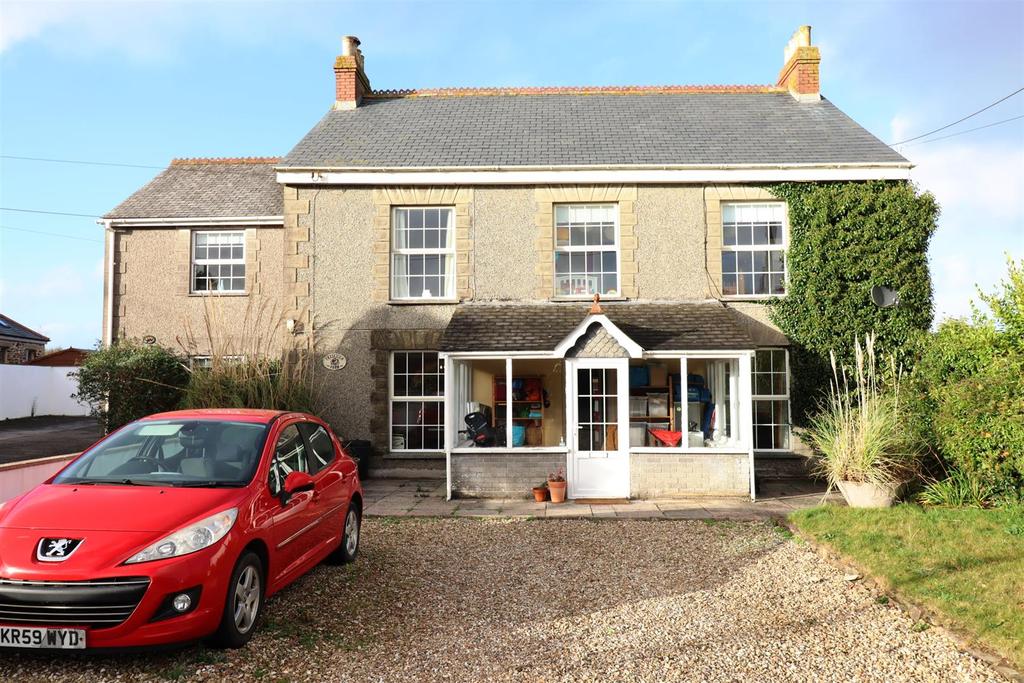Goonbell, St. Agnes 5 bed detached house £699,000