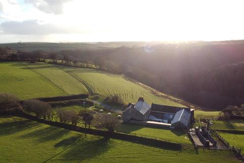 Sandy Park Barn Charles, Brayford, Barnstaple, EX32 7PY