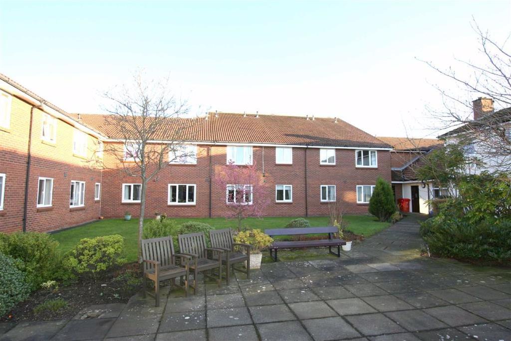 Wilton Manse, West Monkseaton, NE25 1 bed flat £65,000