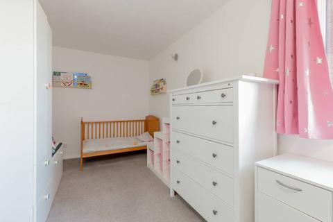 4p Fair A Far, Edinburgh, EH4 6QD