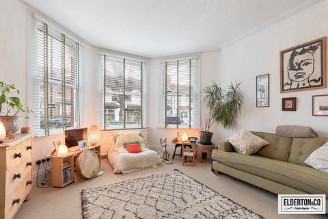 116d Marlborough Road, London, N22 8NN