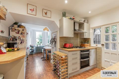 116d Marlborough Road, London, N22 8NN