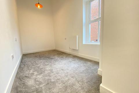 1 bedroom apartment to rent, James Street, Blackburn. Lancs. BB1 6BE