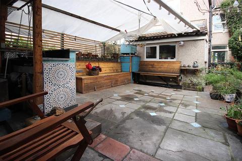 26 Felix Road, Bristol, BS5 0JW