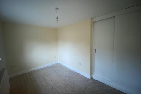 37 Heol Y Berllan, Crynant, Neath, SA10 8PD