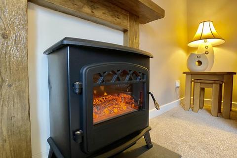 16a, Calside, Paisley, PA2 6DA