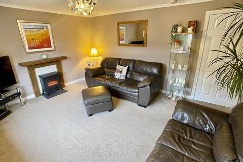 16a, Calside, Paisley, PA2 6DA