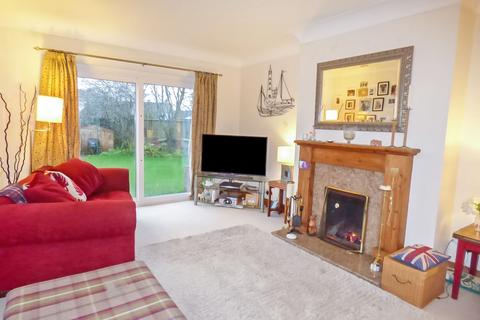 76 Acklington Road, Amble, Morpeth, NE65 0NG