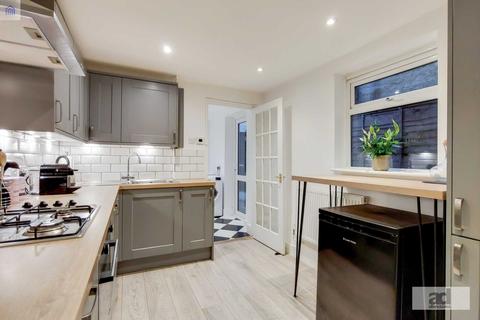 33 Napier Road, London, E11 3JY