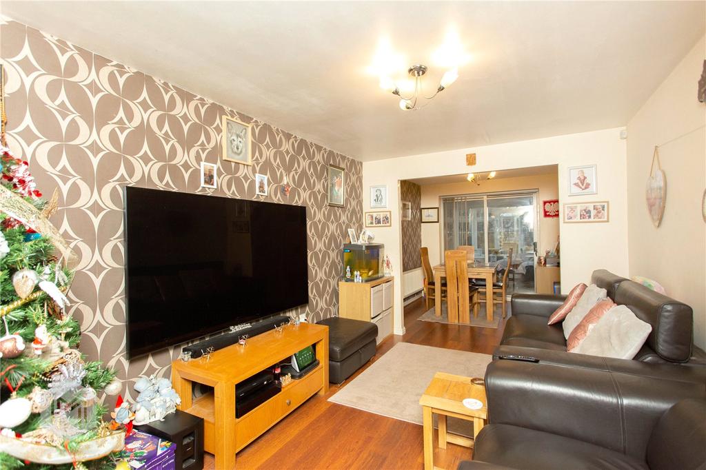 Hansby Close, Oldham, OL1 4 bed detached house £260,000