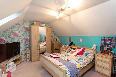32 Hansby Close, Oldham, OL1 2UA