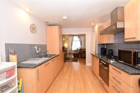 63a East Cliff, Dover, CT16 1LS