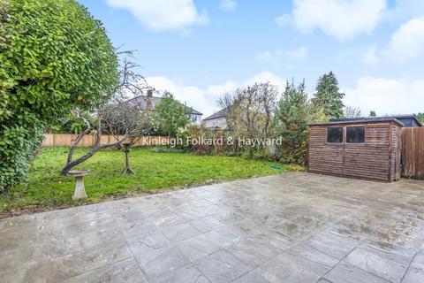 6 Springfield Gardens, West Wickham, BR4 9PX