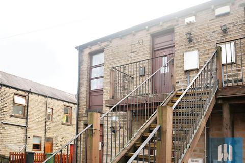 2 bedroom apartment to rent, Abb Street, Marsh, Huddersfield, HD1