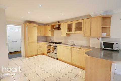 62 Bahram Road, Costessey, Norwich, NR8 5EY