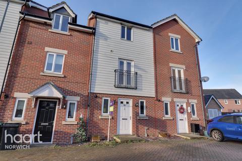 62 Bahram Road, Costessey, Norwich, NR8 5EY