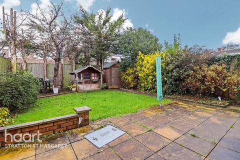 18 Burden Close, Swindon, SN3 4HE