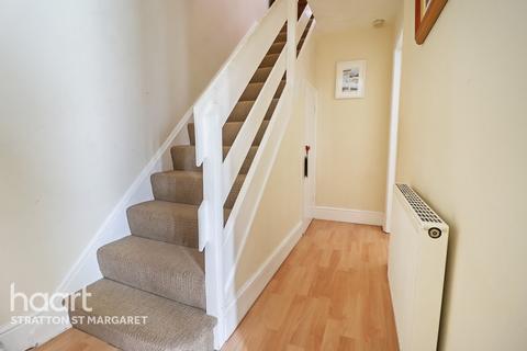 18 Burden Close, Swindon, SN3 4HE