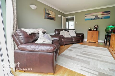 18 Burden Close, Swindon, SN3 4HE
