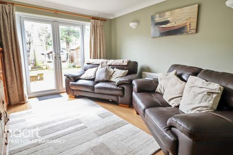 18 Burden Close, Swindon, SN3 4HE