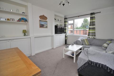 5 Shrublands Close, Chelmsford, CM2 6LR