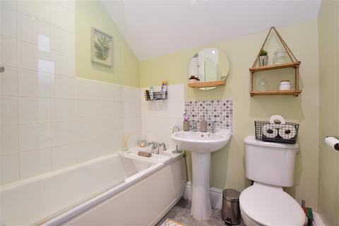 4 Eversley Road, Hythe, CT21 5SE