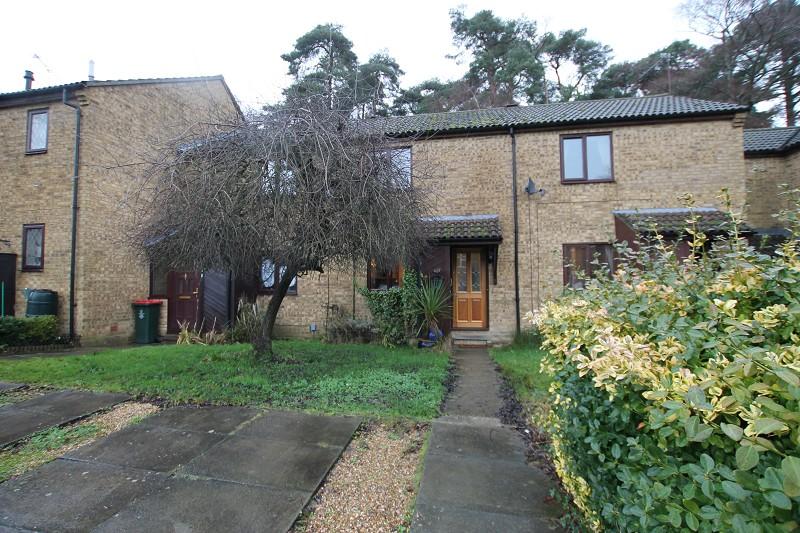 Brooklands Road, Tollgate Hill, Crawley, West Sussex. RH11 9QQ 2 bed
