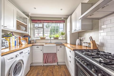 20 Cherry Orchard Road, Bromley, BR2 8NE