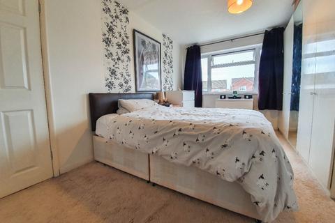 9 Meadow Drive, Credenhill, Hereford, HR4 7EF