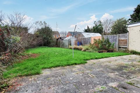 9 Meadow Drive, Credenhill, Hereford, HR4 7EF