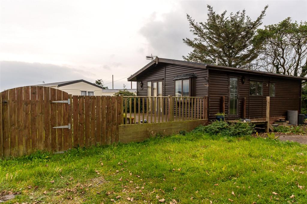 Dinas Dinlle, Caernarfon, Gwynedd, LL54 4 bed detached house for sale