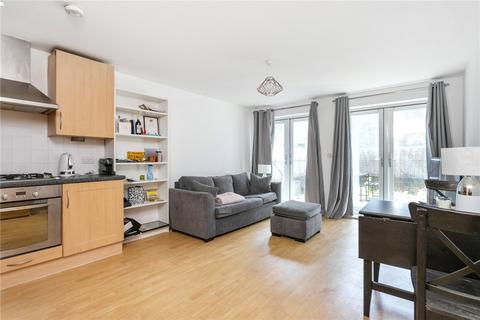 2 bedroom apartment to rent, New Road, London, E1