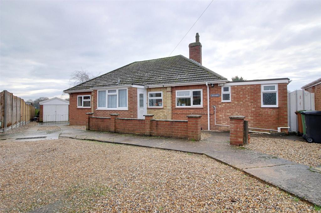 Swanton Close, Dereham, NR19 3 bed bungalow for sale £279,995