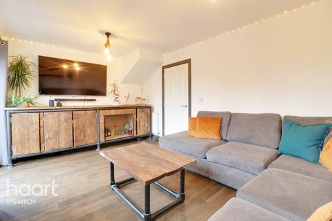 3 Lime Way, Great Blakenham, Ipswich, IP6 0GP