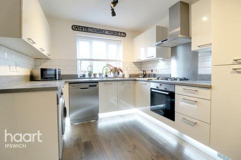 3 Lime Way, Great Blakenham, Ipswich, IP6 0GP