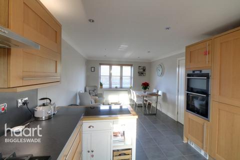 5 Norman Croft, Shefford, SG17 5GL