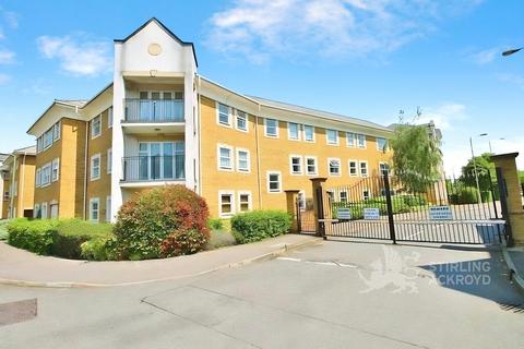 Studio to rent, International Way, Sunbury-on-Thames, Surrey, TW16