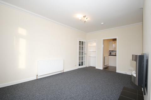 3 bedroom flat to rent, Dykebar Avenue, Knightswood, Glasgow, G13