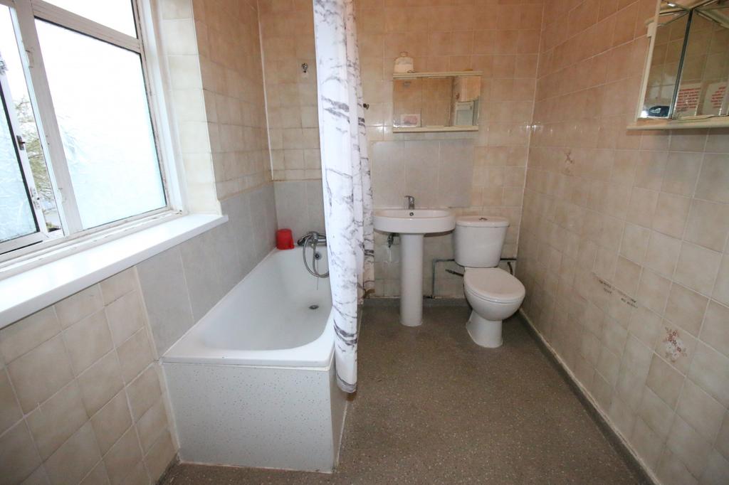 Bulstrode Road, HOUNSLOW, Greater London, TW3 1 bed in a flat share £