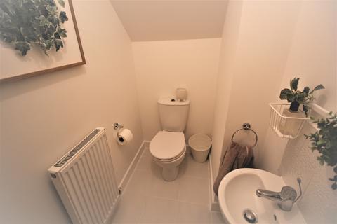 7 Cornishway, Manchester, M22 0LE