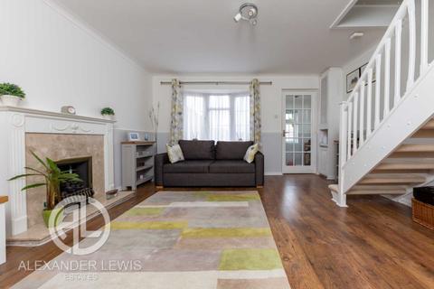 59 Sanderling Close, Letchworth Garden City, SG6 4HZ