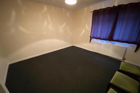 undefined, Madras Place, Glasgow G78