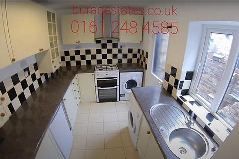 5 bedroom semi-detached house to rent, Braemar Road, Manchester
