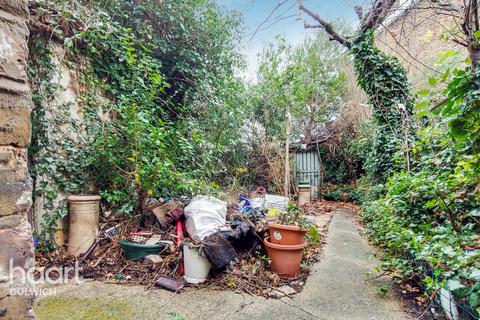 86 Adys Road, London, SE15 4DZ
