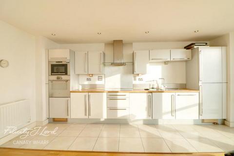 2 bedroom apartment to rent, Blackwall Way, London