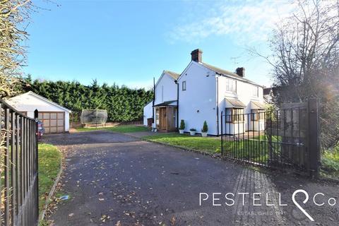 Teena House Gransmore Green, Felsted, Dunmow, CM6 3LA